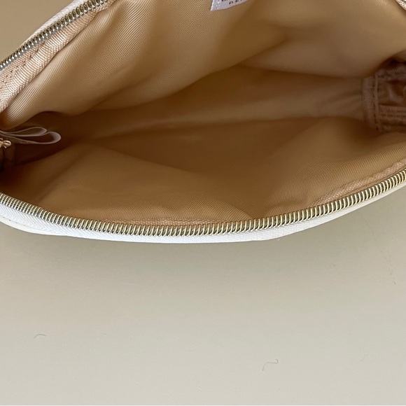 Cosmetic Pouch - Picture 6 of 16